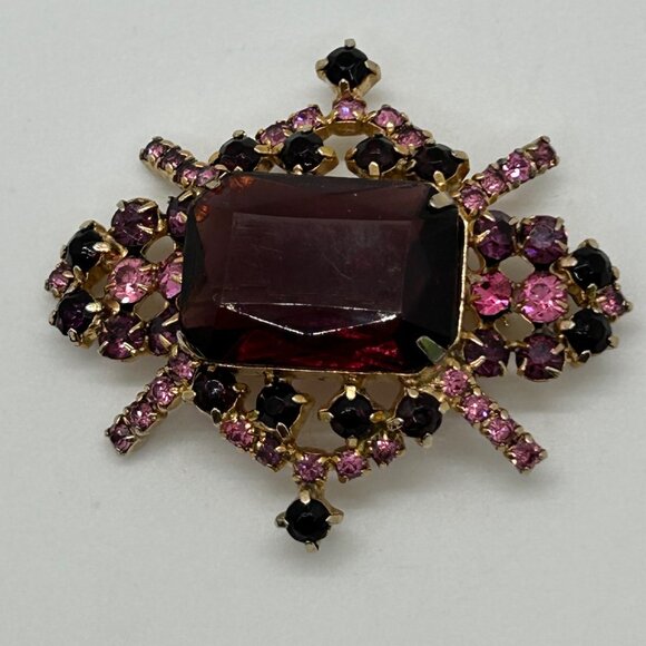 Vintage Gold-Tone Brooch With Ruby Red & Purple Rhinestones - Ornate Design - Picture 9 of 11